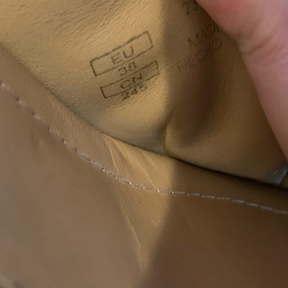 Zara - Picture 3 of 4